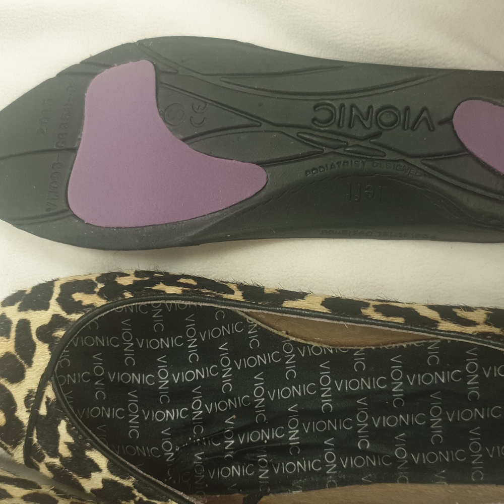 Vionic Animal Print Flats - Picture 10 of 10